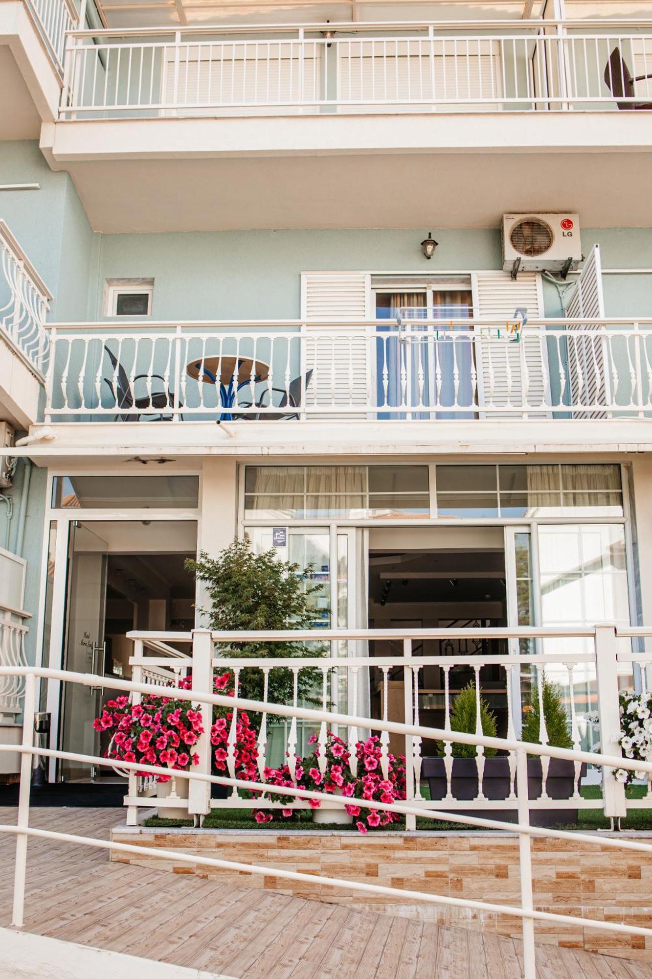 Hotel Marialena Potos Exterior photo