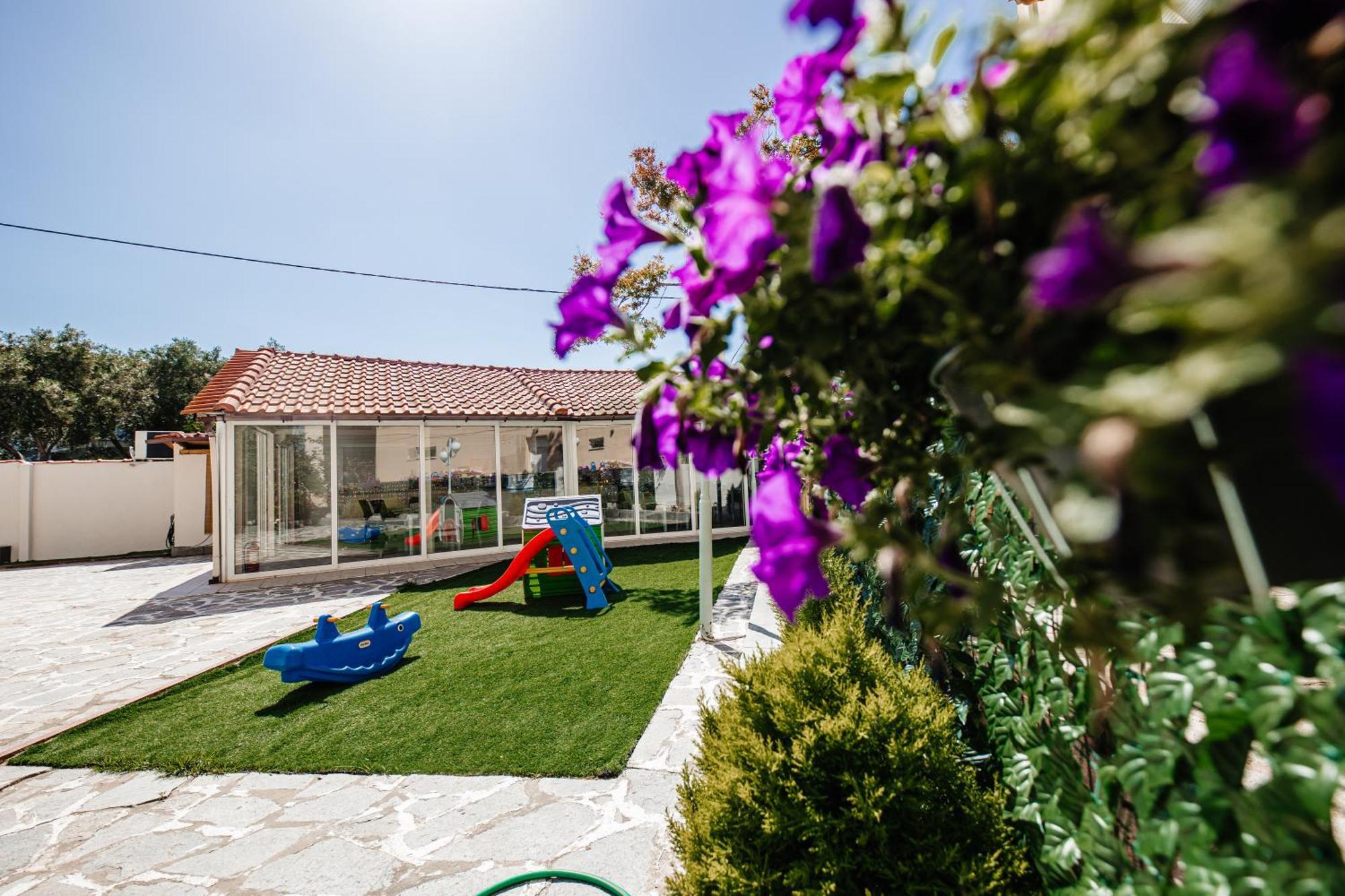Hotel Marialena Potos Exterior photo